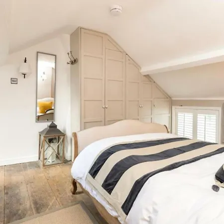 Holiday home Blaksmiths With Hot Tub Normanby